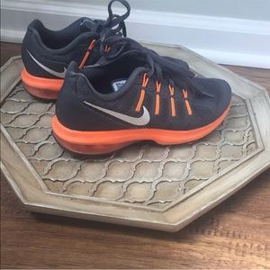 Nike Boys Orange Gray Sneakers 4.5 youth shoes